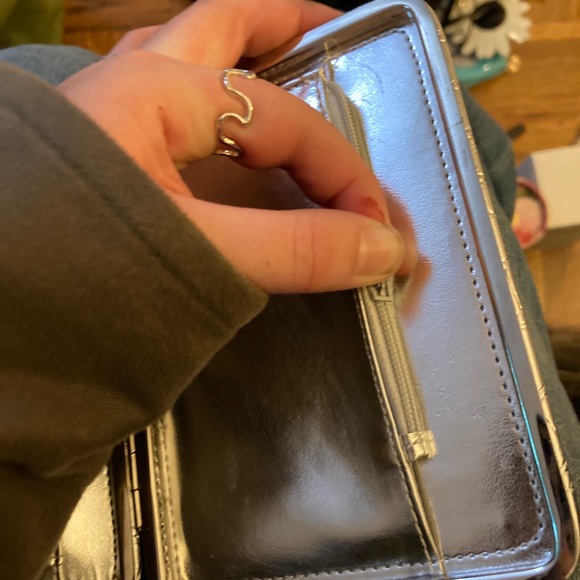 Wallet - Picture 4 of 7